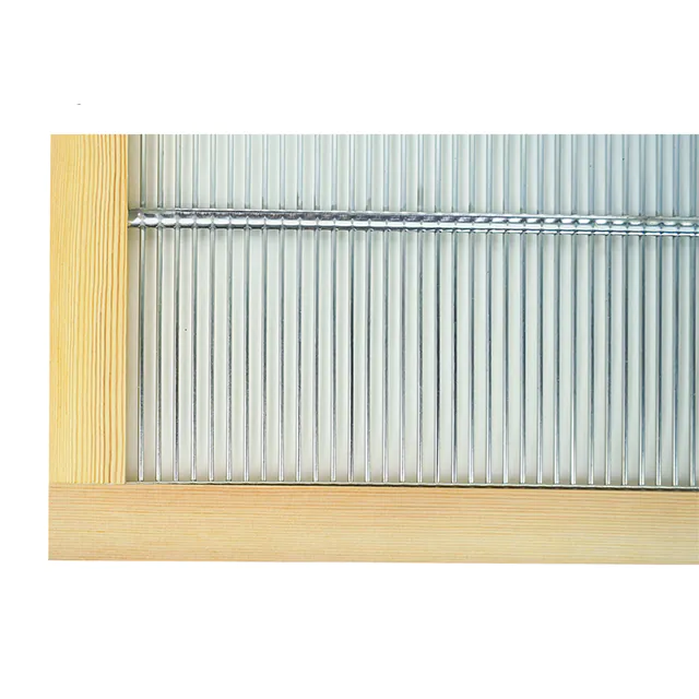 Four Sides Bounded Metal Queen Excluder - Image 5