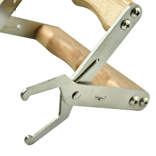 Beekeeping Frame Gripper with Wooden Handle - Image 5