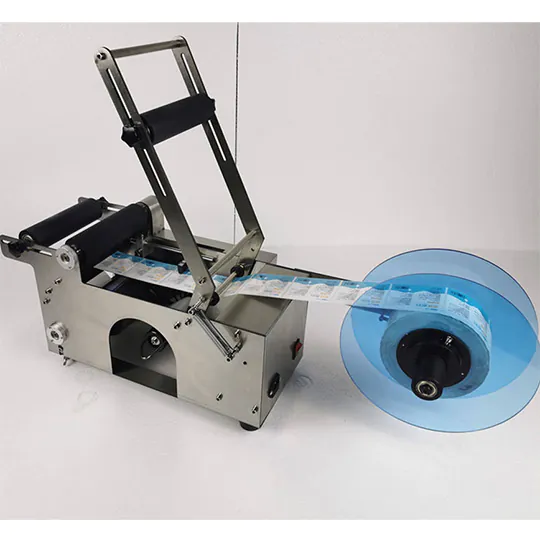 Semi Automatic Round Bottle Labeling Machine - Image 5