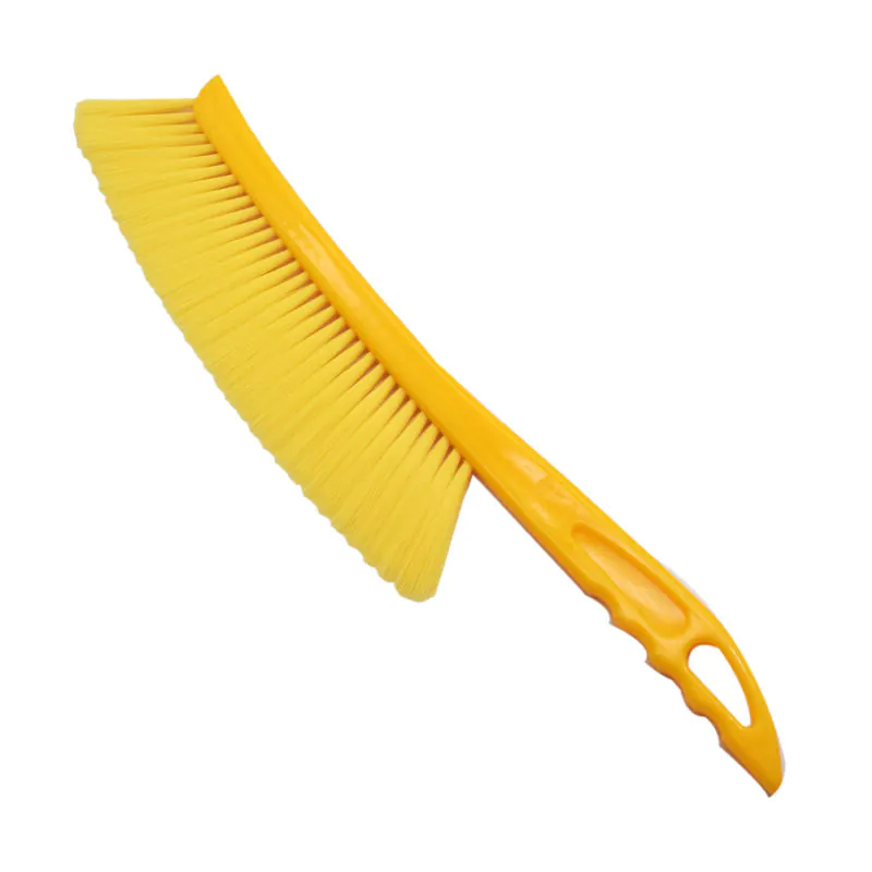 European Style Yellow Plastic Single Row Beekeeping Brush - Image 2